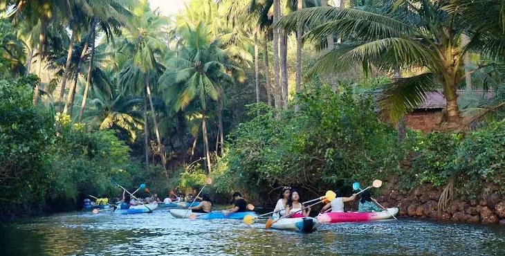Kayaking in Palolem Beach